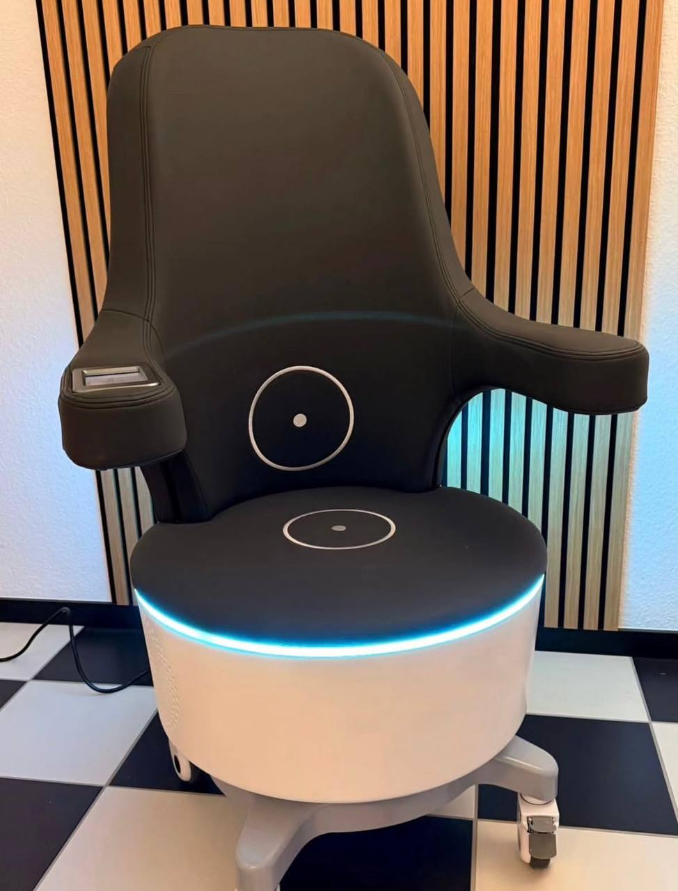 VitaPelvi treatment chair